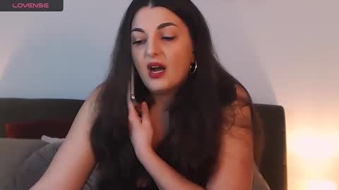 Melissa Khaan online show from 8, 12, 2024