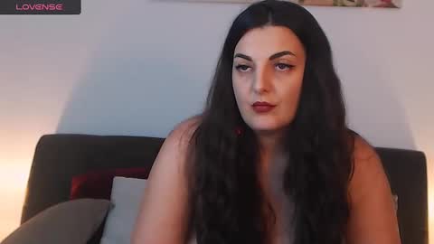 Melissa Khaan online show from 15, 12, 2024