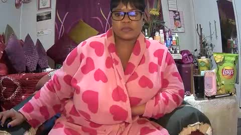 itumeleng74 online show from 12, 11, 2025