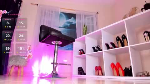 Call me Itzel   online show from 18, 11, 2025