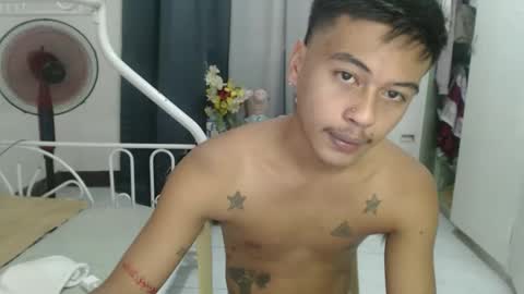 Snapshot of itzme_jhonfred chatting on 5, 5, 2026 Jhonfred online show from 5, 5, 2026