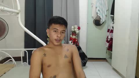 Snapshot of itzme_jhonfred chatting on 8, 5, 2026 Jhonfred online show from 8, 5, 2026