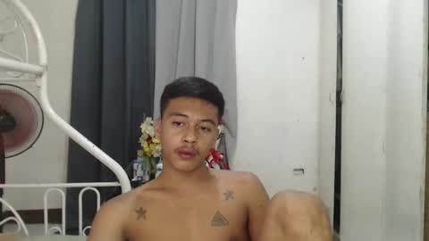 Snapshot of itzme_jhonfred chatting on 13, 5, 2026 Jhonfred online show from 13, 5, 2026