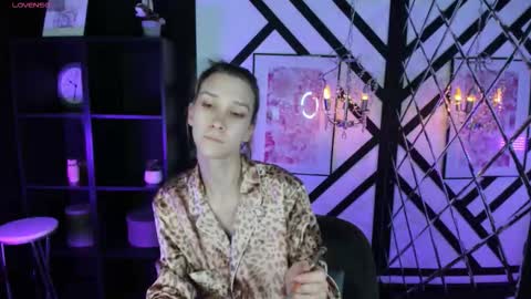 Snapshot of iva_bananas chatting on 27, 10, 2025 Iva online show from 27, 10, 2025