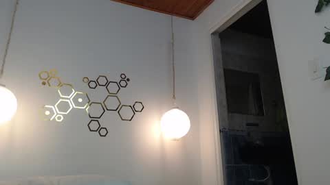 Adris online show from 4, 2, 2025