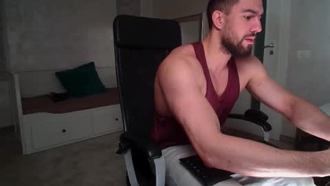 Snapshot of ivanhydee chatting on 17, 1, 2026 IvanHydee online show from 17, 1, 2026