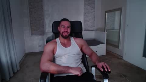 Snapshot of ivanhydee chatting on 4, 3, 2026 IvanHydee online show from 4, 3, 2026