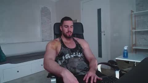 Snapshot of ivanhydee chatting on 9, 3, 2026 IvanHydee online show from 9, 3, 2026