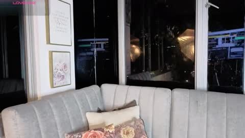 Ivanna West online show from 12, 2, 2026