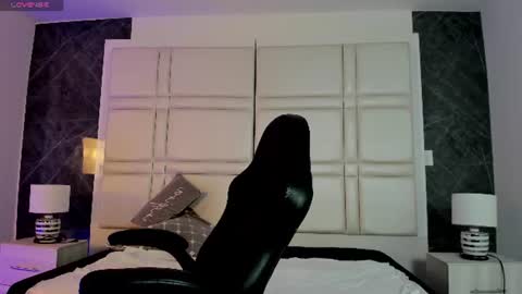 Snapshot of ivannafoxx_ chatting on 22, 7, 2026 ivanna online show from 22, 7, 2026