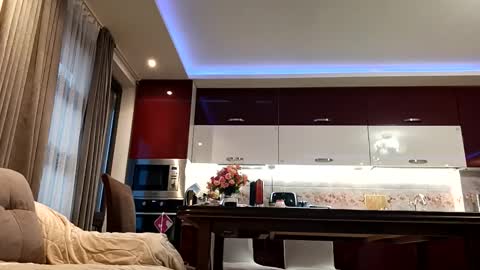 Iveta online show from 28, 11, 2025