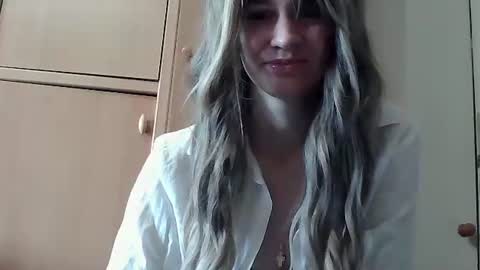 Snapshot of ivetta911 chatting on 15, 11, 2025 ivetta911 online show from 15, 11, 2025