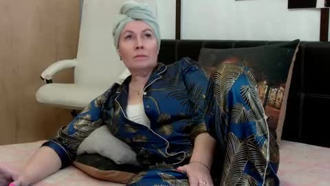 Snapshot of ivettasplash chatting on 25, 5, 2026 IrennaSplash online show from 25, 5, 2026
