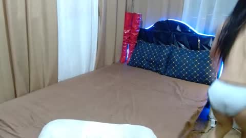 ivone_twinkle online show from 15, 5, 2026