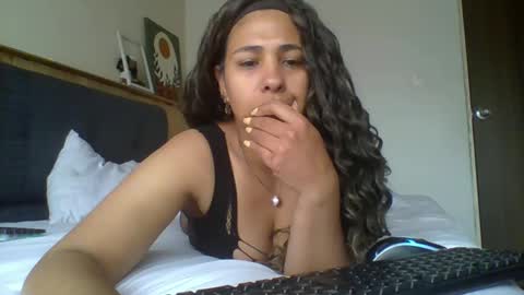 ivonne_collins33 online show from 14, 9, 2025