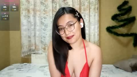 Snapshot of ivory_vibe chatting on 9, 1, 2026 Hey EveryoneIm ElzaGlad to see you in my room online show from 9, 1, 2026