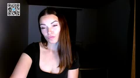 Snapshot of ivorymuse chatting on 9, 6, 2026 Lana online show from 9, 6, 2026