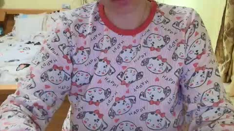 Snapshot of ivoryorchid chatting on 14, 12, 2025 Ivory online show from 14, 12, 2025