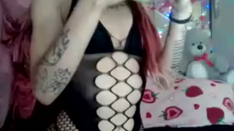 Snapshot of ivorytrixx chatting on 25, 6, 2026 ivorytrixx online show from 25, 6, 2026
