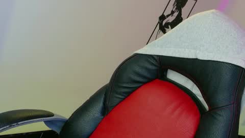 Snapshot of ivy__taylorr chatting on 24, 4, 2026 Diana Rojas online show from 24, 4, 2026