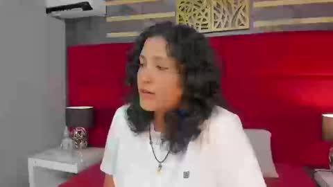 Snapshot of ivy_and_molly chatting on 12, 9, 2025 Ivy and Molly online show from 12, 9, 2025