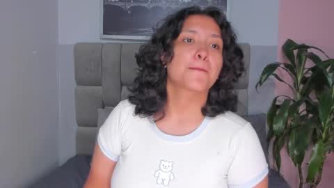 Snapshot of ivy_and_molly chatting on 17, 9, 2025 Ivy and Molly online show from 17, 9, 2025