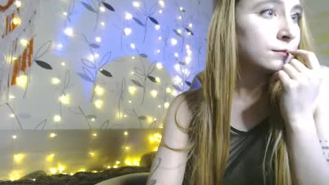 Snapshot of ivy_dean_ chatting on 16, 2, 2025 Ivy online show from 16, 2, 2025