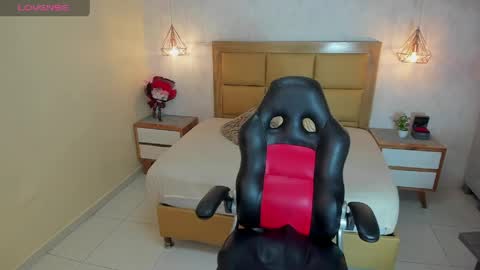 Snapshot of ivy_rosse7 chatting on 6, 5, 2026 IVY online show from 6, 5, 2026