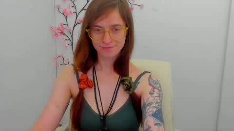 Snapshot of ivynoir_ chatting on 27, 6, 2026 Ivy online show from 27, 6, 2026
