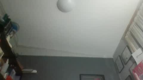 Snapshot of iwanttodoextremethings chatting on 24, 10, 2025 iwanttodoextremethings online show from 24, 10, 2025