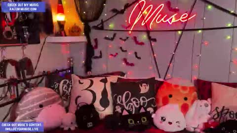 Muse hethey online show from 27, 10, 2025