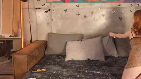 izi online show from 13, 2, 2025