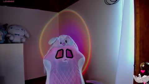 Snapshot of izumi_it0 chatting on 19, 2, 2026 Hi dont forget to follow me on Instagram so you can hear from me when Im not online. online show from 19, 2, 2026