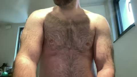 Izylduur online show from 11, 3, 2026