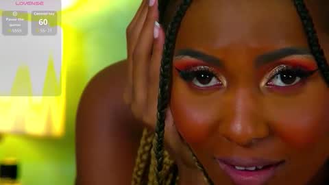 Snapshot of izzie_sugar chatting on 11, 9, 2025 Sugar Babe online show from 11, 9, 2025