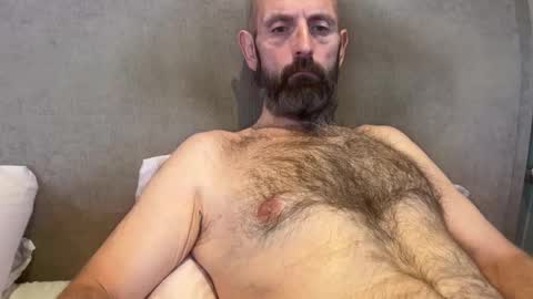 izzysboytoy1 online show from 13, 2, 2026