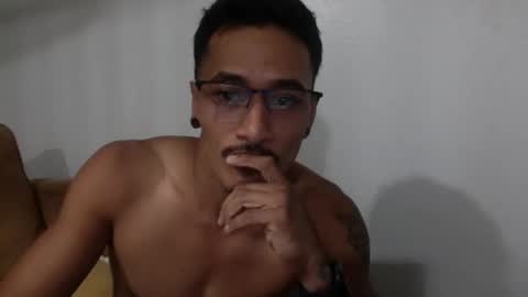 Snapshot of j0nnyk1ng chatting on 7, 11, 2025 Mugen online show from 7, 11, 2025