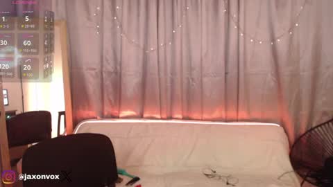 Snapshot of j_a_x_x_x_o_n chatting on 18, 6, 2026 Hey im Jaxxxon check my info online show from 18, 6, 2026