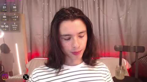 Snapshot of j_a_x_x_x_o_n chatting on 23, 7, 2026 Hey im Jaxxxon check my info online show from 23, 7, 2026
