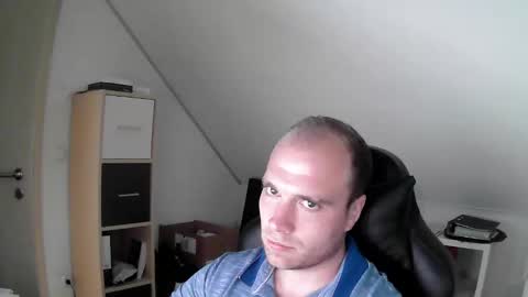 here4y online show from 11, 9, 2025