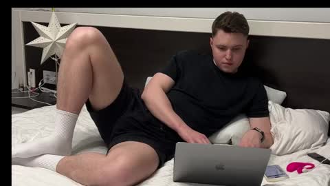 j_lyle_x online show from 1, 5, 2026