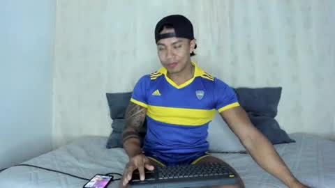 i am juan musiry independent model  online show from 16, 1, 2025