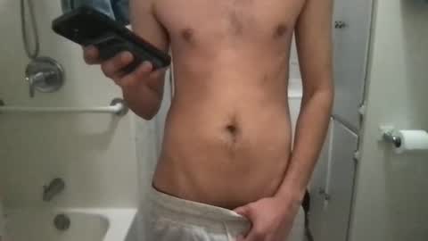 Snapshot of j_reyes24 chatting on 26, 1, 2025 j_reyes24 online show from 26, 1, 2025