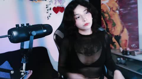 Snapshot of jaadee18 chatting on 24, 4, 2026 jade 18 online show from 24, 4, 2026