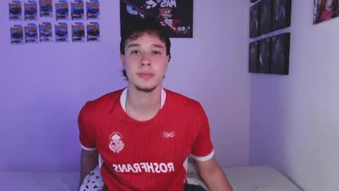 Snapshot of jack_walker190 chatting on 19, 4, 2026 J online show from 19, 4, 2026