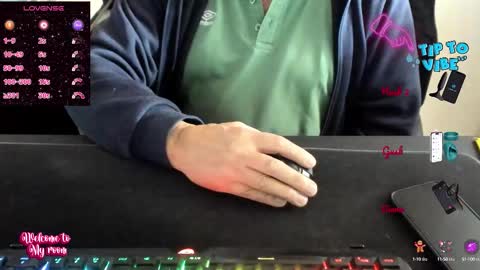 Snapshot of jackbrgs chatting on 4, 10, 2025 J-Mitchel online show from 4, 10, 2025