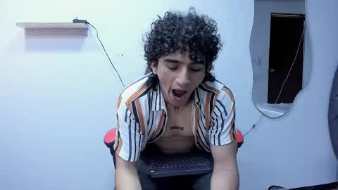 Snapshot of jackestaylor chatting on 19, 9, 2025 Jackes Taylor online show from 19, 9, 2025