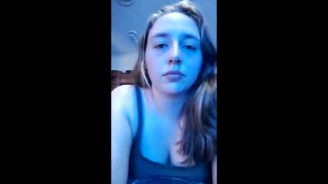 jackie20032005 online show from 13, 4, 2026