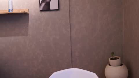 Jackson Bell online show from 4, 4, 2026