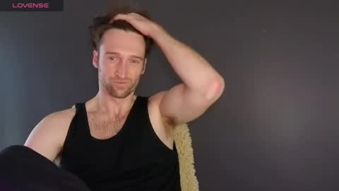 Snapshot of jacksonbutts chatting on 7, 6, 2026 jacksonbutts online show from 7, 6, 2026